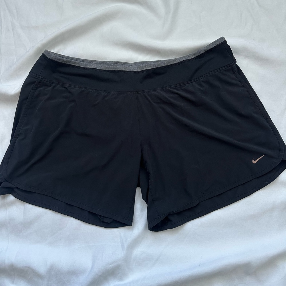 Nike Dri-FIT 2-in-1 Running Shorts Women's XL Black Gray Built-in Liner - 4'"